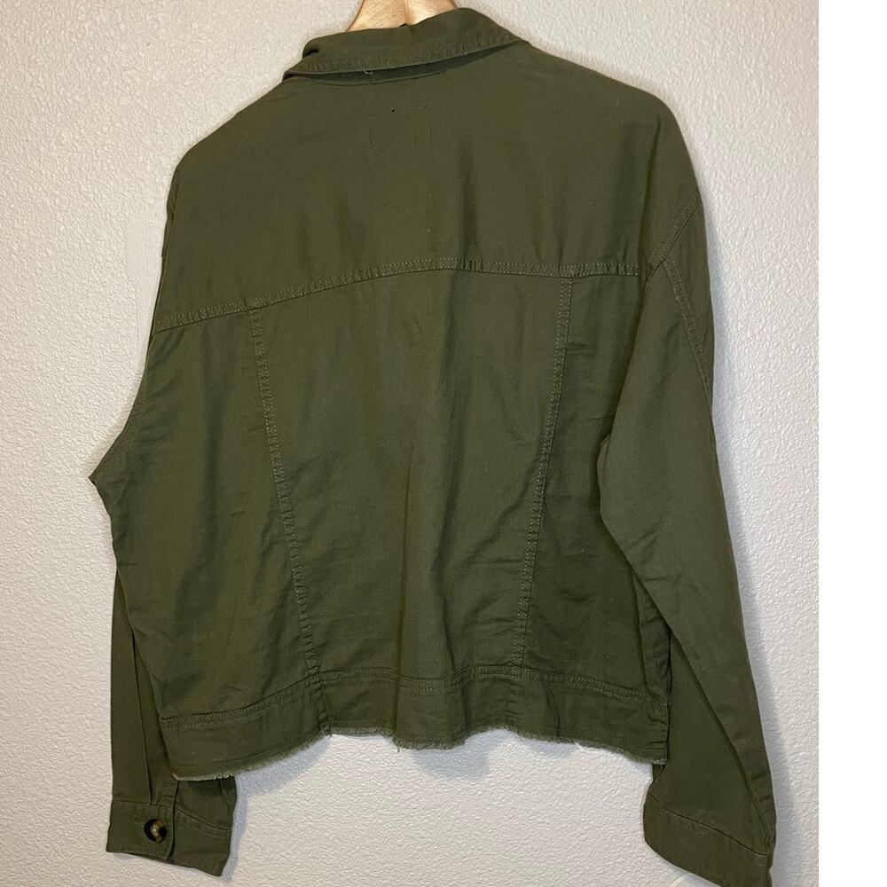Timing Army Green Cropped Button Up Collared Two Pocket Cotton Utility Jacket Lg - Picture 4 of 11